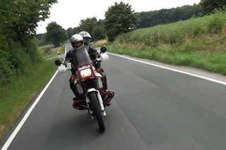 bmw r100gs - eine runde zu zweit
