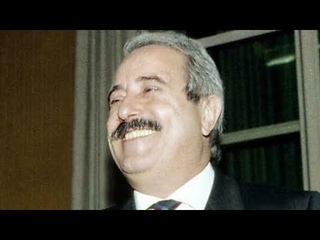 GIOVANNI FALCONE, UN EROE SOLO