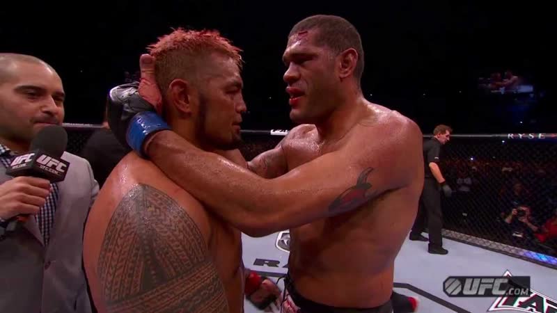 Fight Night Brisbane: Hunt Bigfoot Octagon