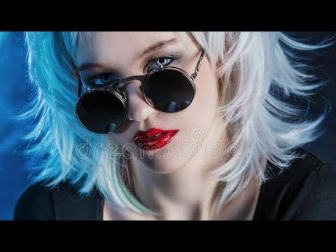 RAYE Natalie