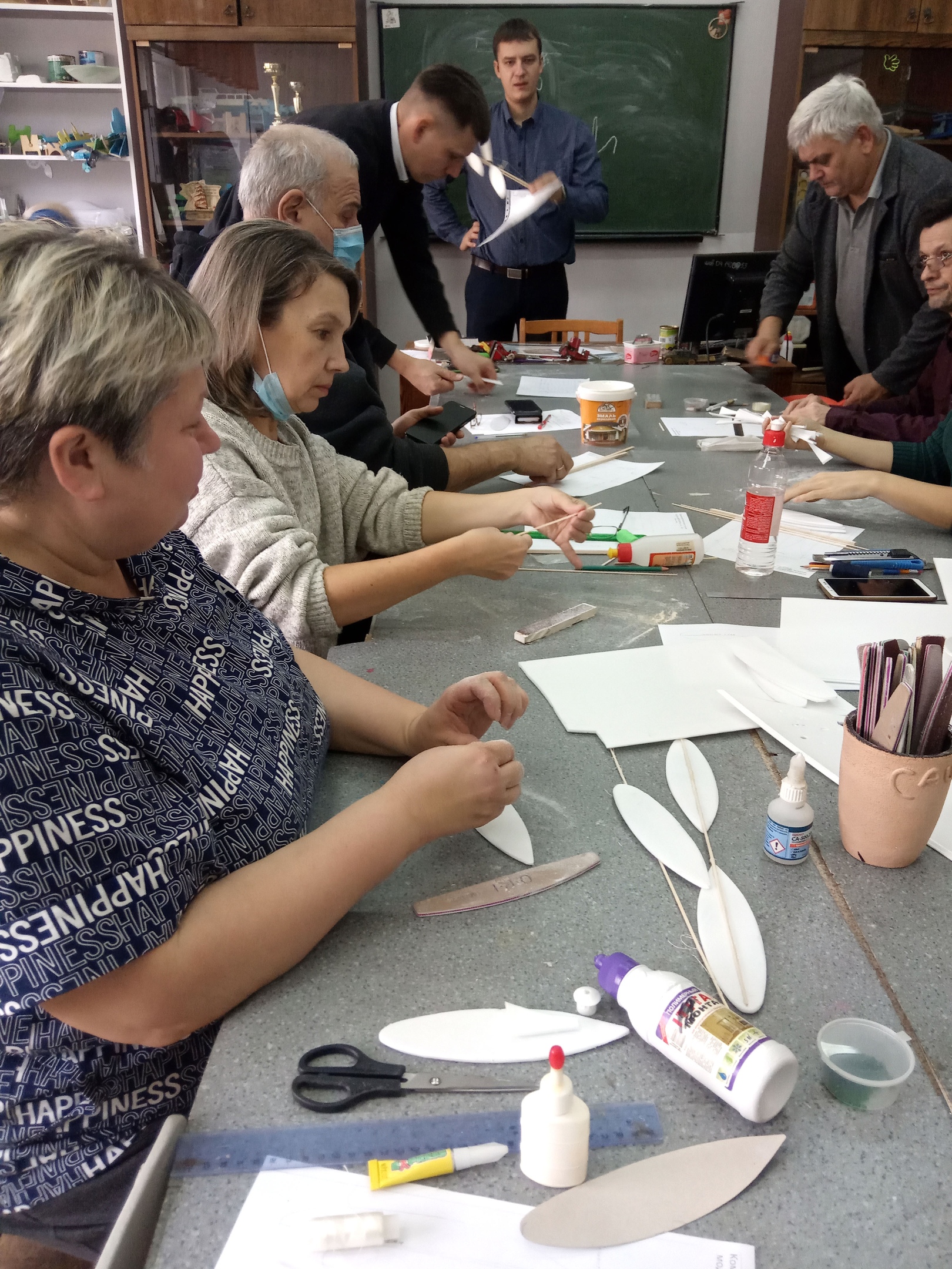 подготовка идет полным ходом. подготовка идет полным ходом. подготовка идет полным ходом. подготовка идет полным ходом. соревнования лесорубов.