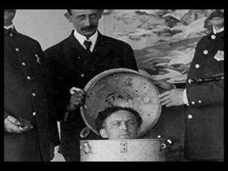 Harry Houdini: An Escape Artist- National History Day