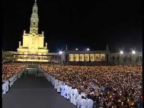 Fatima 13 Mayo 17 Centenario Apariciones Virgen Procesión de las Velas Ave Maria Ma