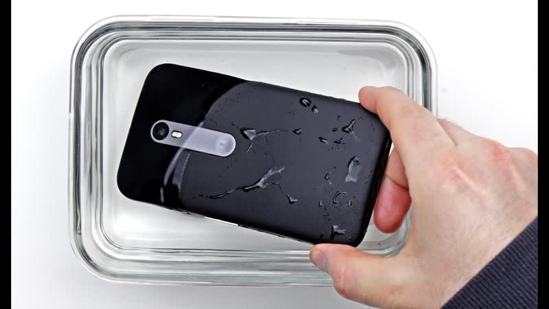 Moto G Unboxing + Water Test