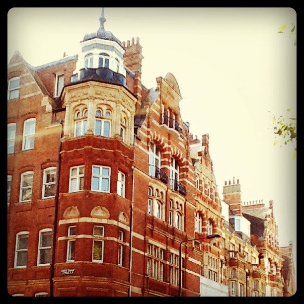 Александра Саенко | London