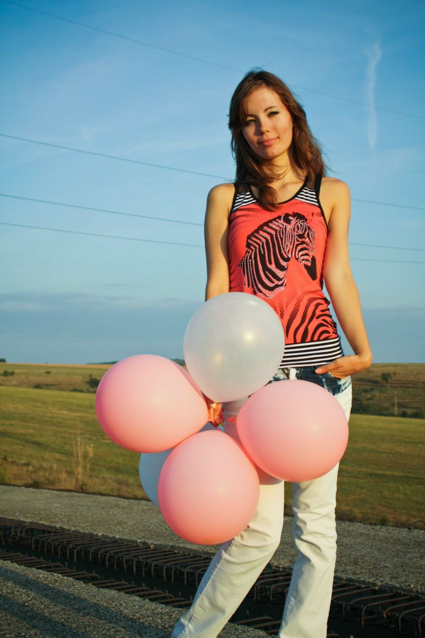 Олька Ботез | London