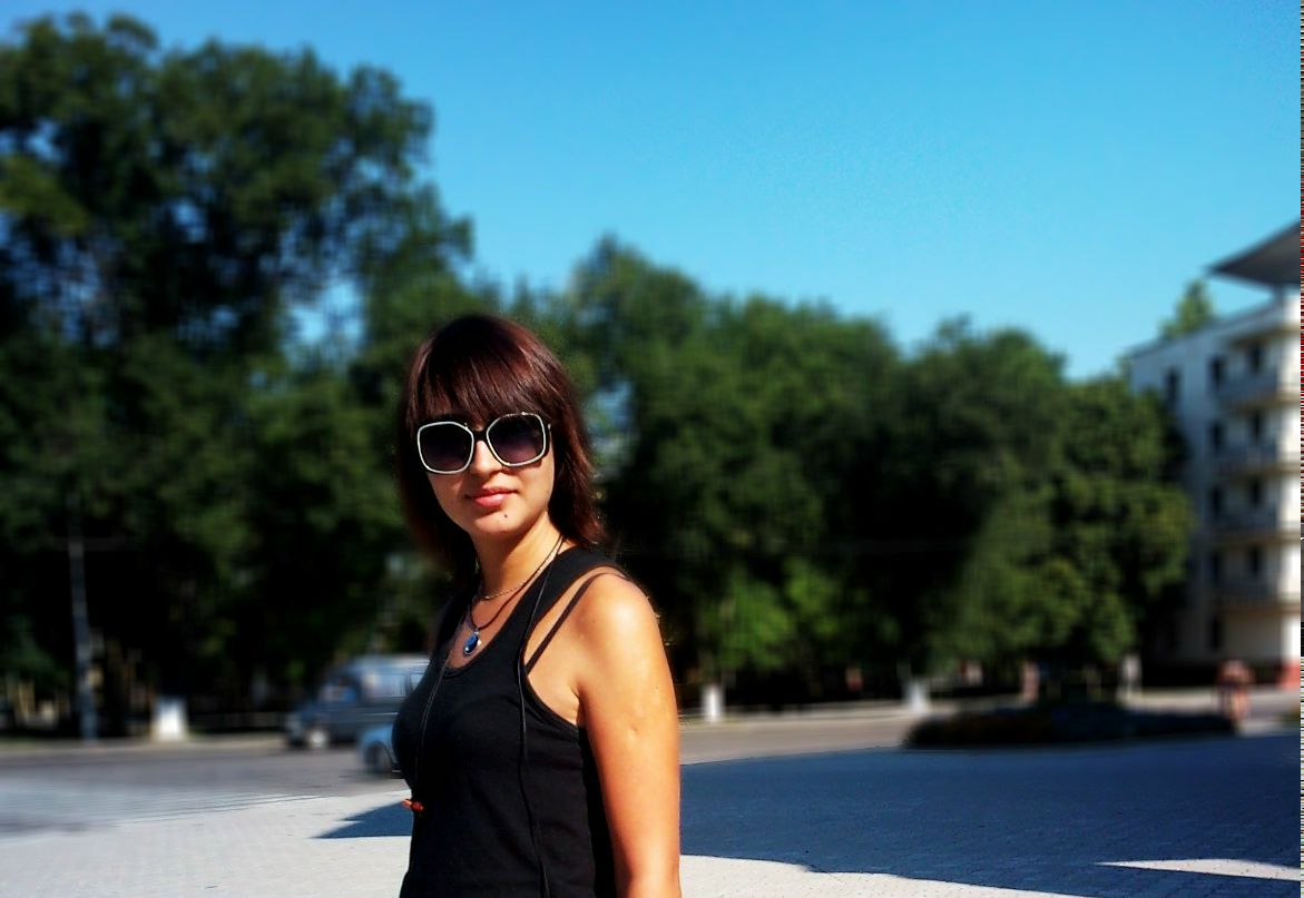 Елена Маракуца | 