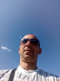 Юрий Титов