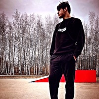 Женя Волков