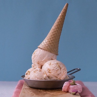 мороженое по турецки. турецкое мороженое дондурма. турецкое мороженое мараш. мороженое cornetto rose 130мл. мараш дондурма.