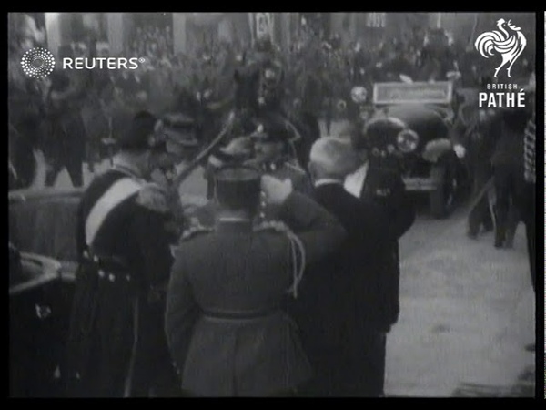 GREECE: King George II returns to Greece as monarch