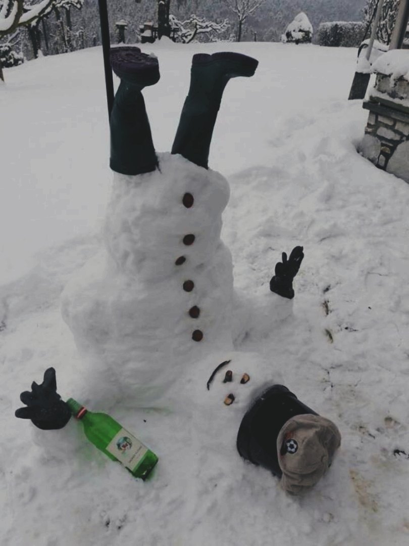 Пьяный Снеговик