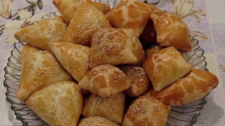 #пирожки #пирожки_на_кислом_молоке #простетісто Пирожки с мясом.Тесто на маргарине и кислом молоке.
